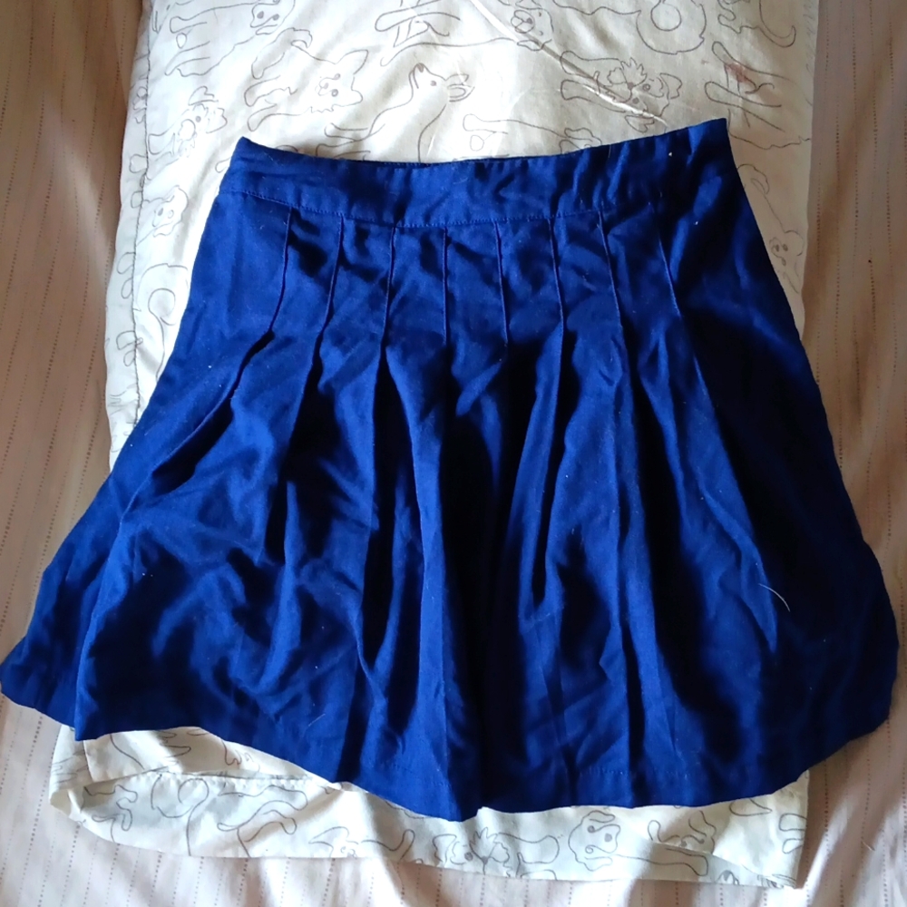 Crown & Ivy Royal Blue Pleated Skirt